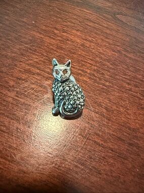 Vintage Avon Cat Pin Faux Marcasite Rhinestones & Red Eyes Brooch Silver Tone